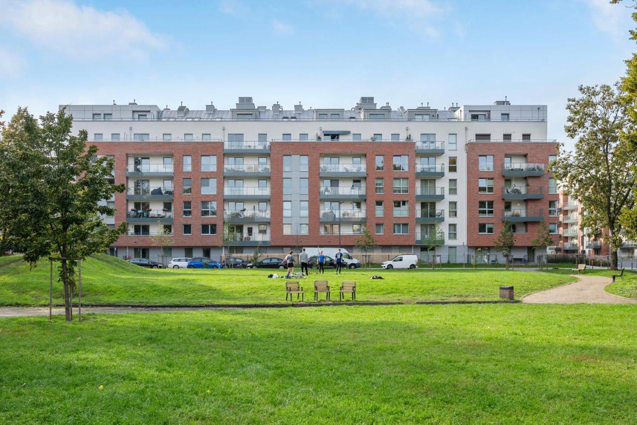Angielska Grobla - City Center, Marina & Parking By Downtown Apartments 格但斯克 外观 照片